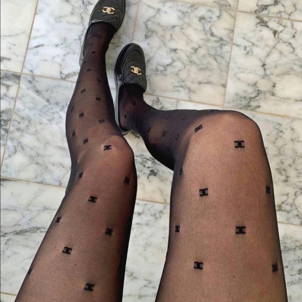 Chanel CC logo tights NWT Meidum